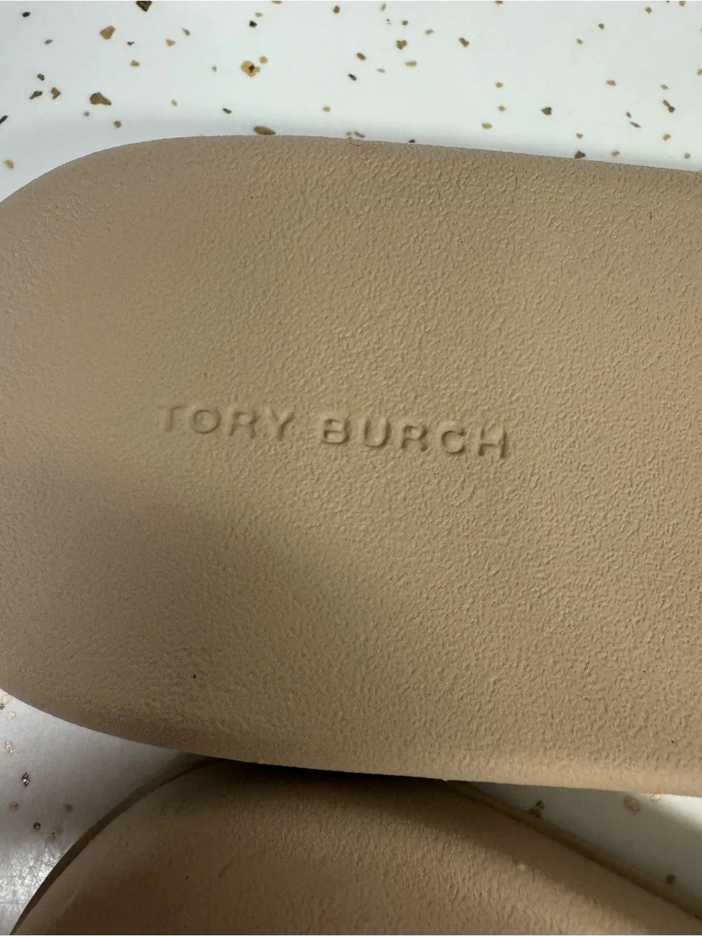 Tory Burch Mellow Buckle Stone Grey Patent Slide with Logo Buckle Size 9